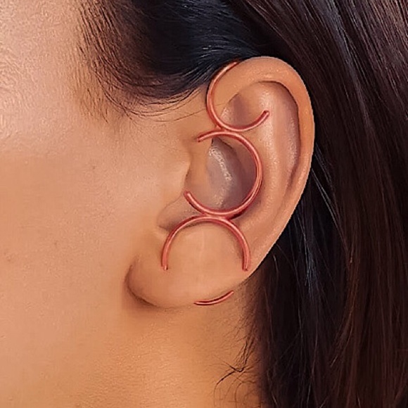 ⚜️𝟯𝟬%𝗢𝗙𝗙 𝗯𝘂𝗻𝗱𝗹𝗲𝘀 𝟯+⚜️ NEW 3 C Shape Single Crawler Earring - Picture 9 of 11